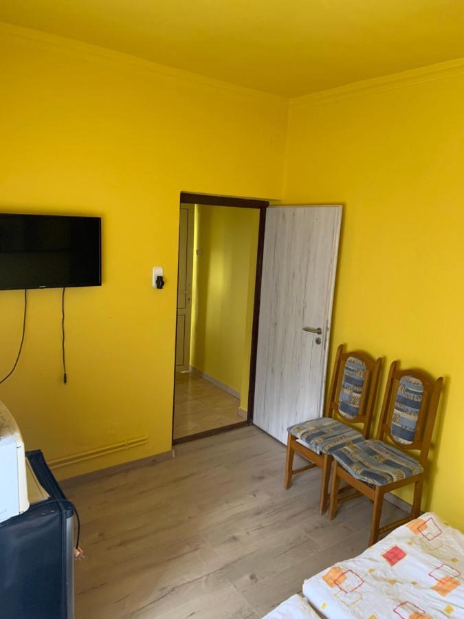 Zsuzsa Apartman Hajdúszoboszló Eksteriør billede